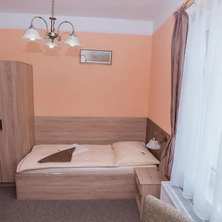 Eduard Guest house